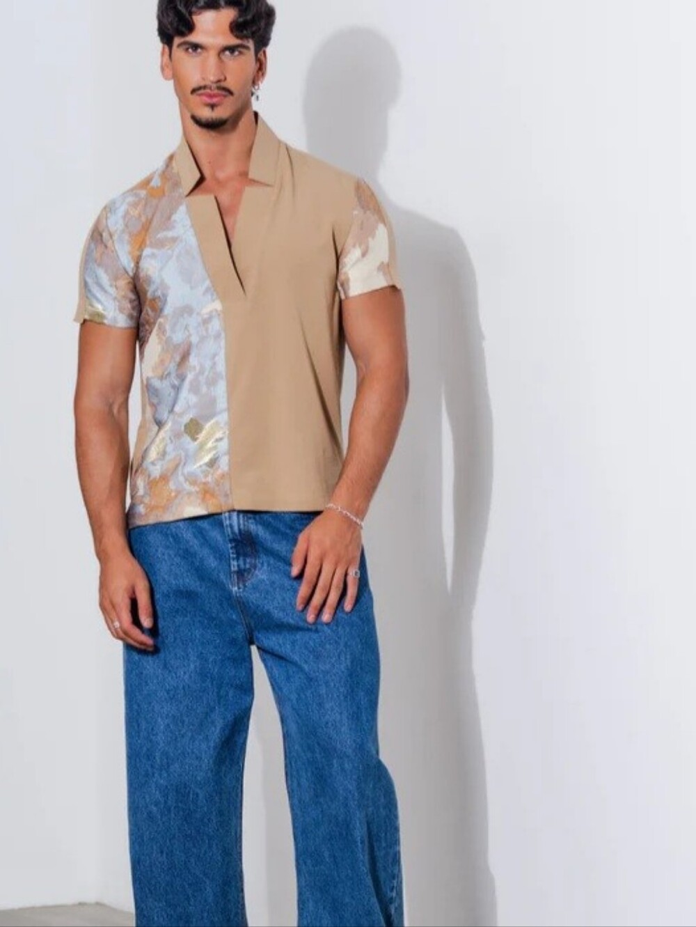 Orttu Star Neck Shirt Couture Men's Size XL Beige Multicolor Abstract